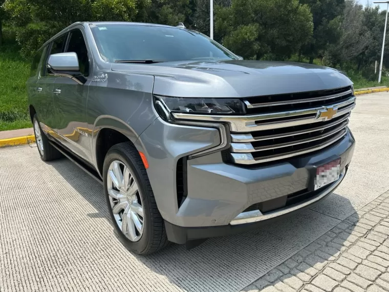 CHEVROLET SUBURBAN SUBURBAN