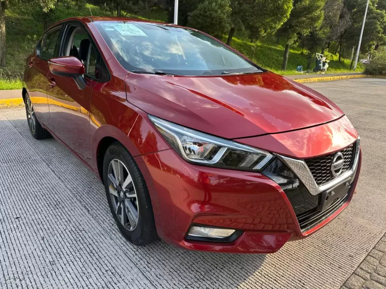 NISSAN VERSA